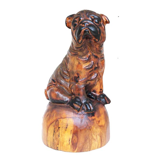 Escultura Pug em madeira